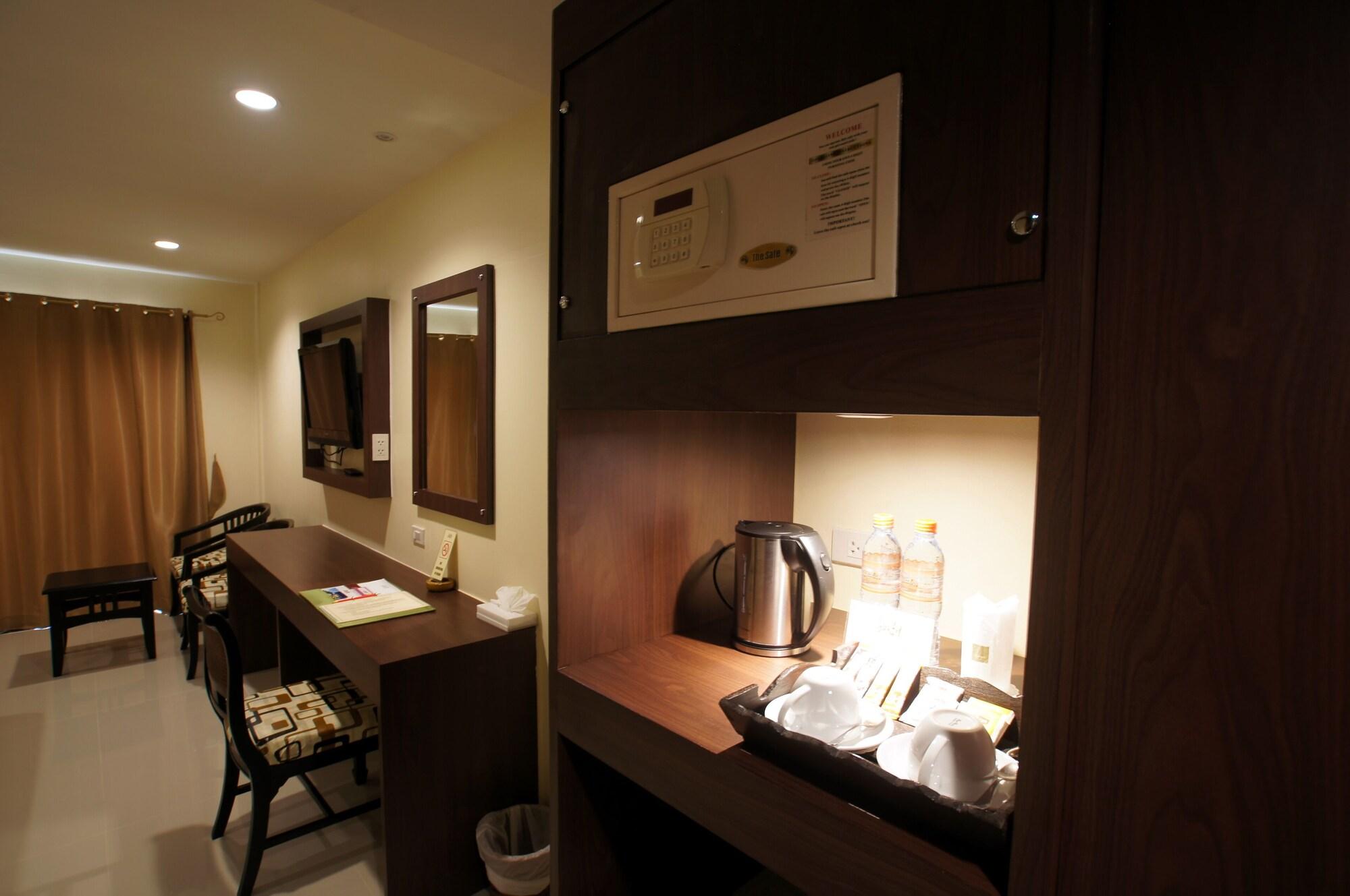 Khaolak Sunset Resort - Adults Only - Sha Extra Plus Khao Lak Esterno foto